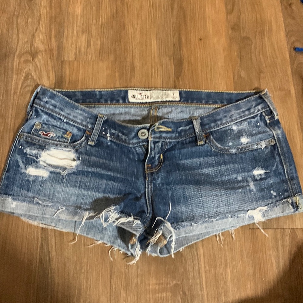 Hollister mini shorts
